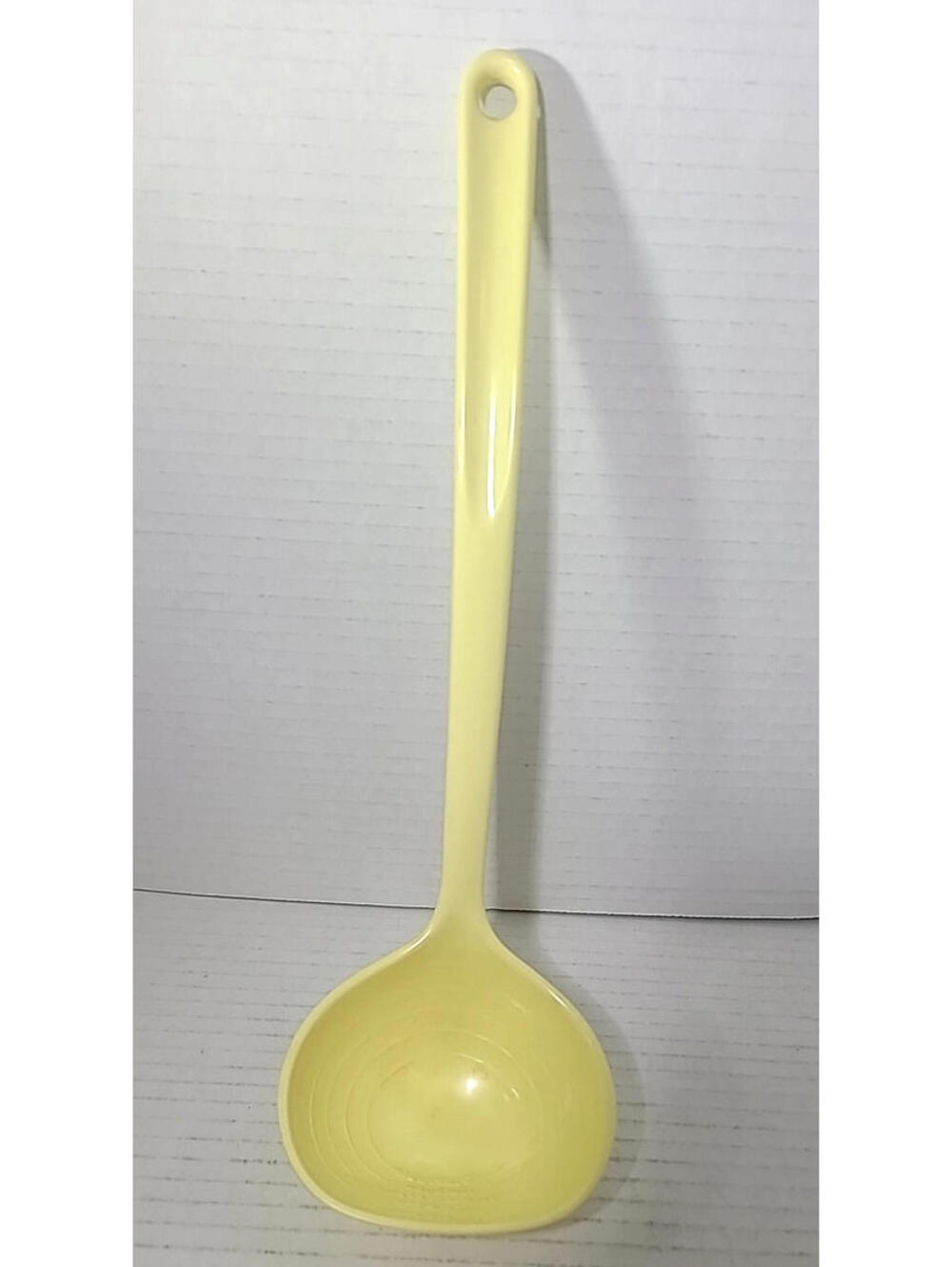 Vintage Trudeau 2525 Hollinger Design Yellow Melamine Soup Ladle
